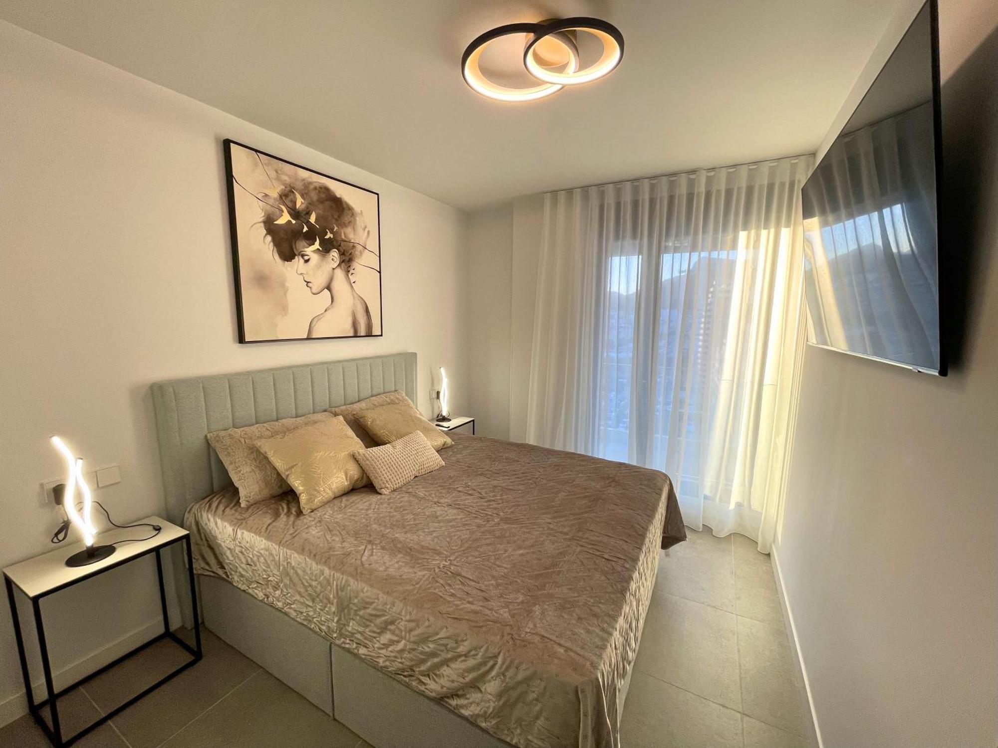 Modern 3-Bedroom With Padel And Pool Access Appartement *